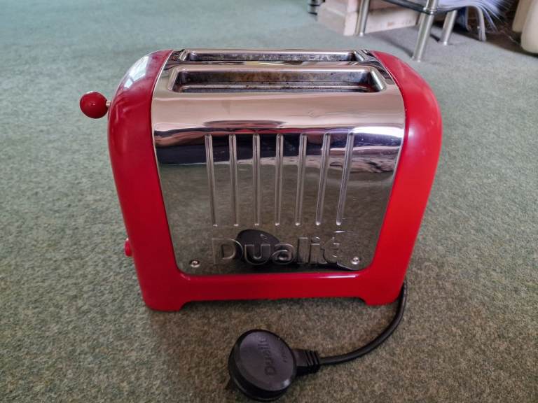 Dualit 2-Slice Toaster in Red – Good Condition