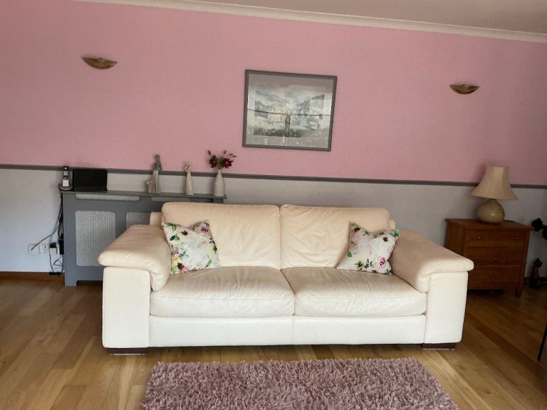 Natuzzi leather settee