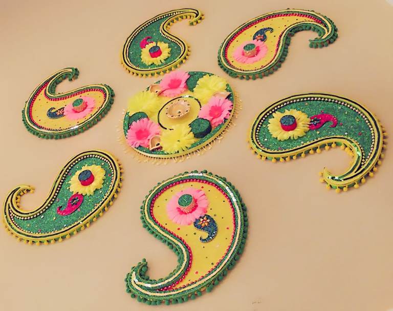 Mehndi plates