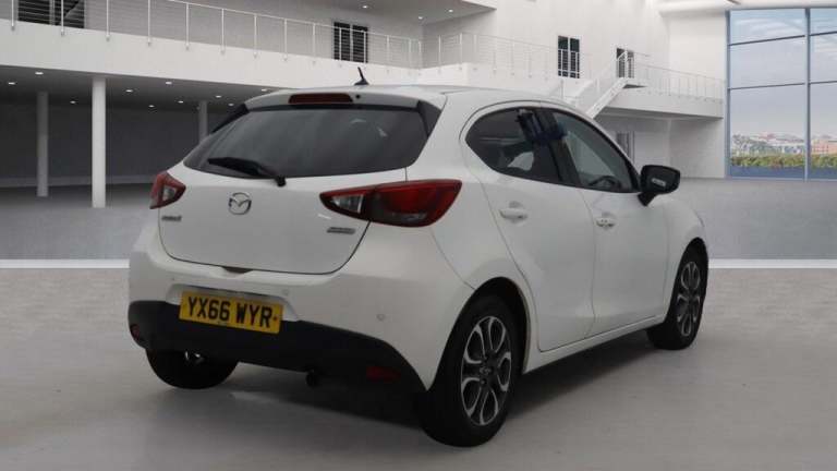 2016 Mazda Mazda2 1.5 115 Sport Nav 5dr HATCHBACK PETROL Manual