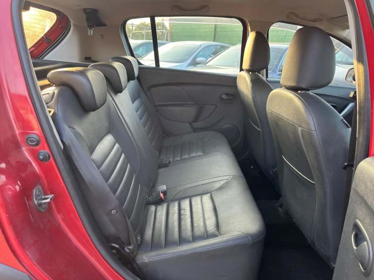 2014 DACIA SANDERO STEPWAY 1.5 Stepway Laureate dCi 90 - DIESEL - PX SWAP