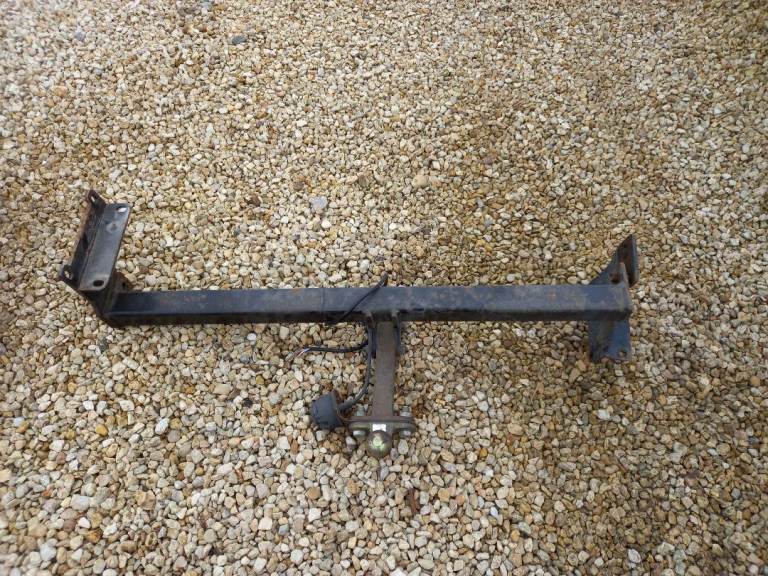 NISSAN QASHQAI 2013 TOW BAR