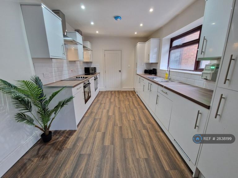 1 bedroom in Greenway Road, Runcorn, WA7 (#2838199)