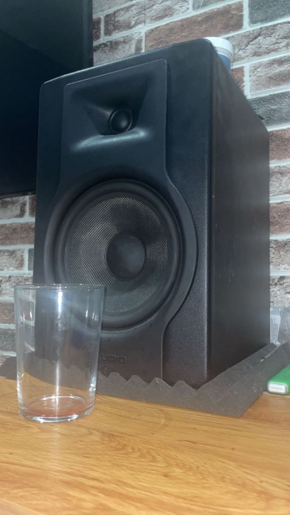 M-Audio BX8 D3 Speakers - both speakers Good Condition
