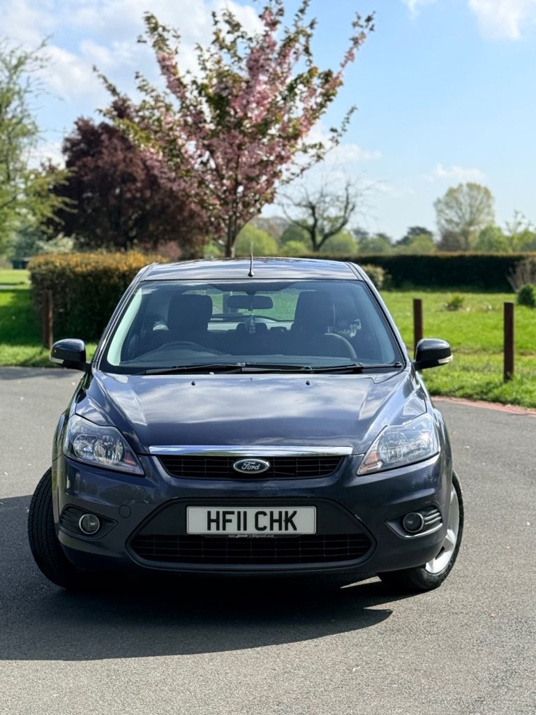 2011 Ford Focus Zetec 1.6L Automatic Full Ford Service History 65K Miles 1YR NEW MOT  1 OWNER