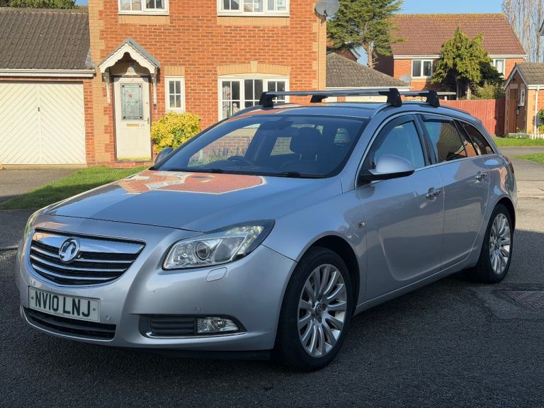 2010 Vauxhall Insignia 2.0 CDTi Automatic Elite Nav Sports Tourer 5dr Diesel Auto 