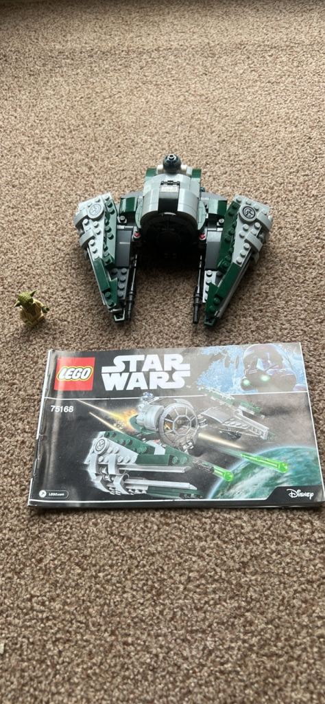 LEGO Star Wars Yoda's Jedi Starfighter Set 75168 - Good Condition