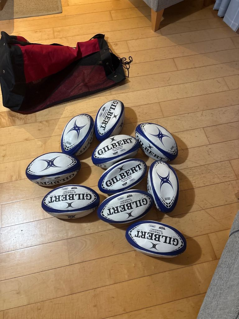 image for 10x Rugby balls and bag