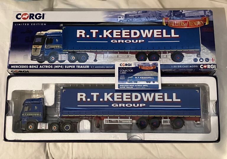 CORGI CC15808 Mercedes-Benz Actros (MP4) Super Trailer Curtainside Keedwell