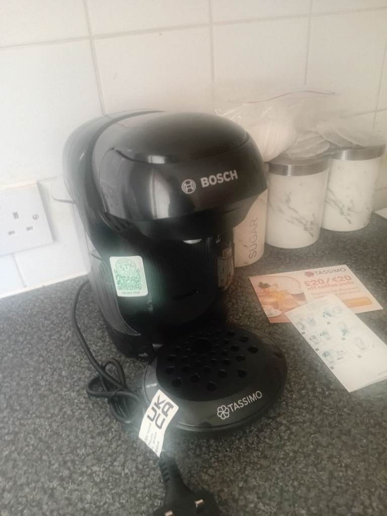 Tassimo Bosch Coffee Machine - Black, Like New