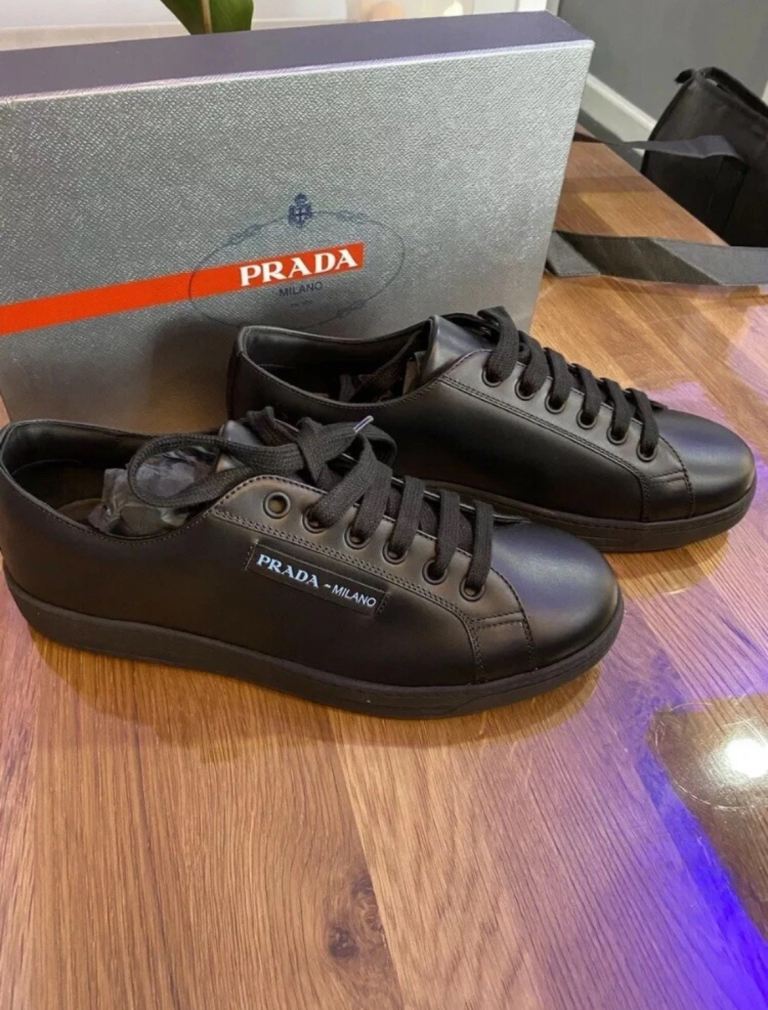 Prada Milano size 9