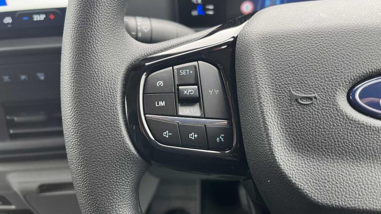 2024 Ford Transit Custom 2.5 PHEV 232ps H1 Van Trend Auto Van Plug-In Hy Automatic