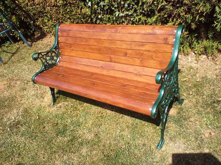 REFURBISHED GARDEN BENCH.