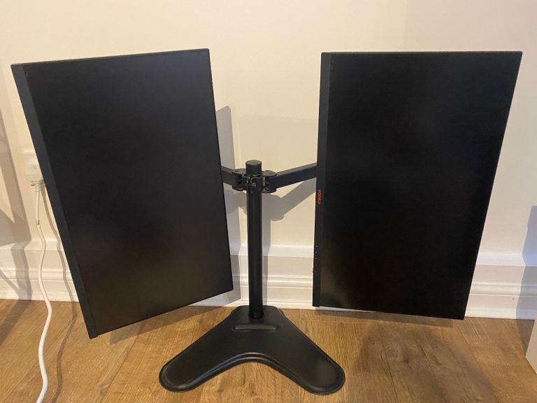 2 Koorui Monitors & 1 Adjustable Stand 