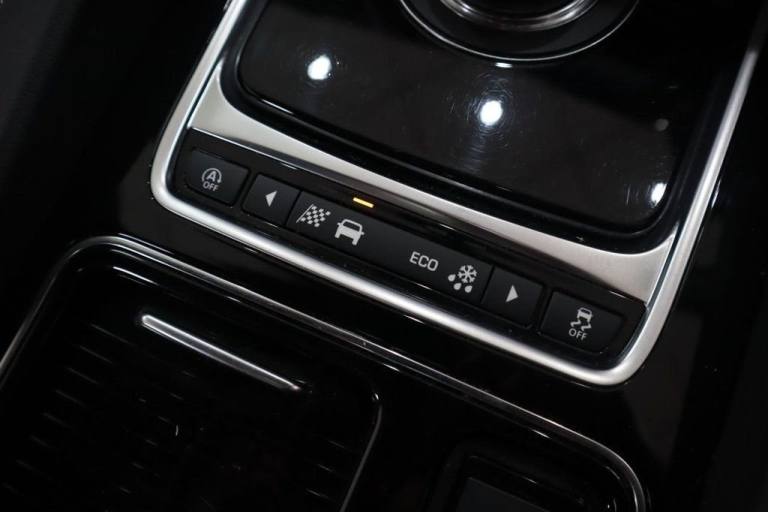 2019 19 JAGUAR F-PACE 2.0 D180 R-SPORT SUV 5DR DIESEL AUTO AWD EURO 6 (S/S) (180