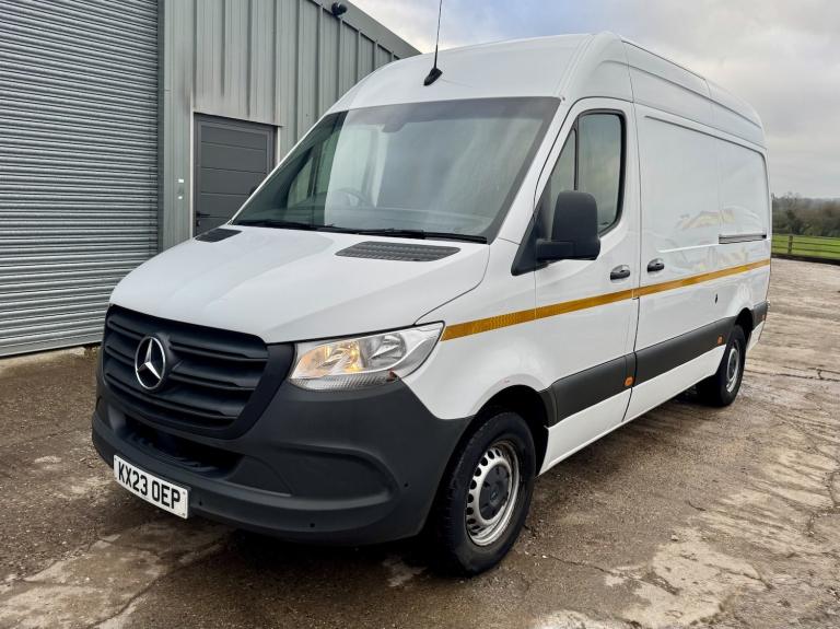 MERCEDES-BENZ SPRINTER 2.0 315 RWD CDI L2 MWB UTILITY SPEC 2023 3.5 TON TOWING