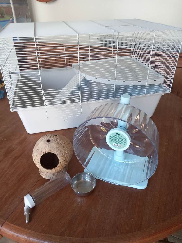 Hamster cage