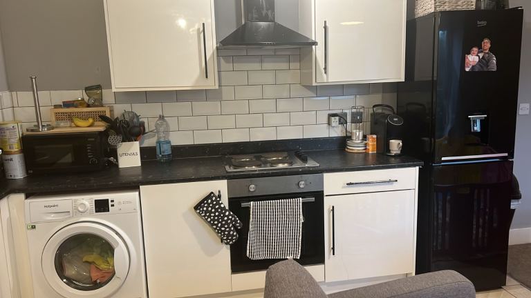 Fully furnished 2 bed flat in Tuebrook