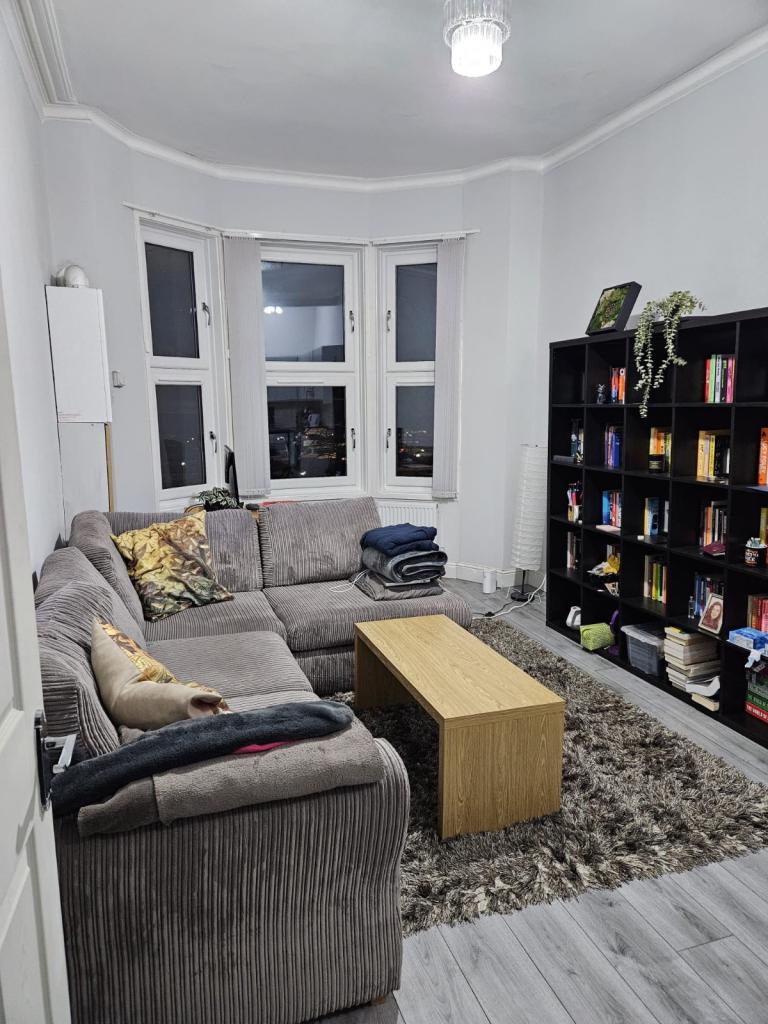 2nd floor One bedroom flat to let in Ibrox Glasgow 