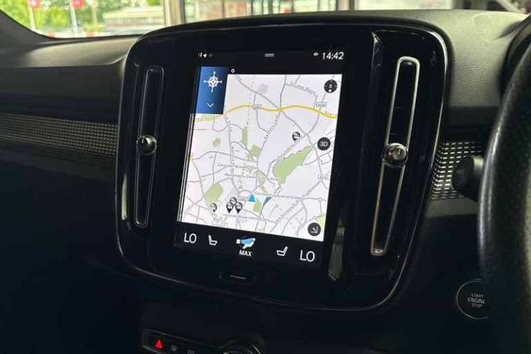 2021 Volvo XC40 1.5 T5 Recharge PHEV R DESIGN Pro 5dr Auto ESTATE PETROL/ELECTRIC Automatic