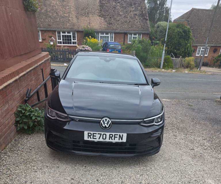 VW Golf R Line ETSI