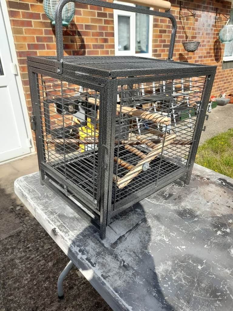 Parrot travel cage