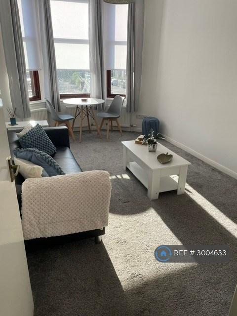 1 bedroom flat in Aitken Street, Glasgow, G31 (1 bed) (#3004633)