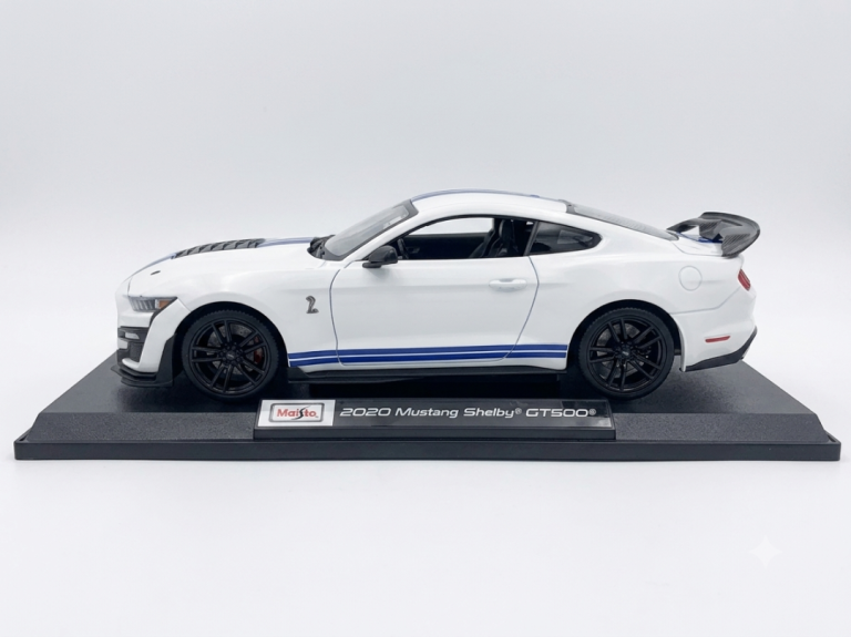 BRAND NEW 1:18 Maisto 2020 Ford Mustang Shelby GT500 – Sealed Box