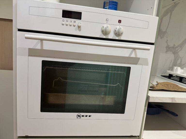 Neff integrated oven