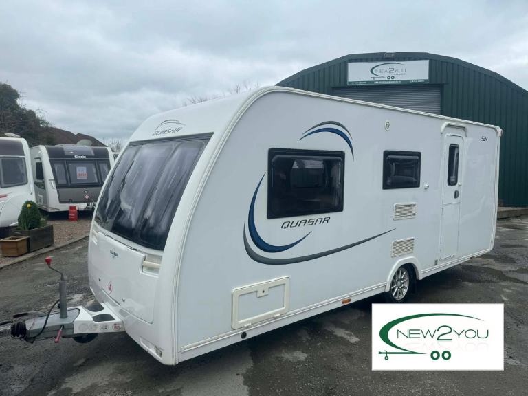 2015 Lunar Quasar 524 4 Berth Berth Caravan - STOCK NO H034