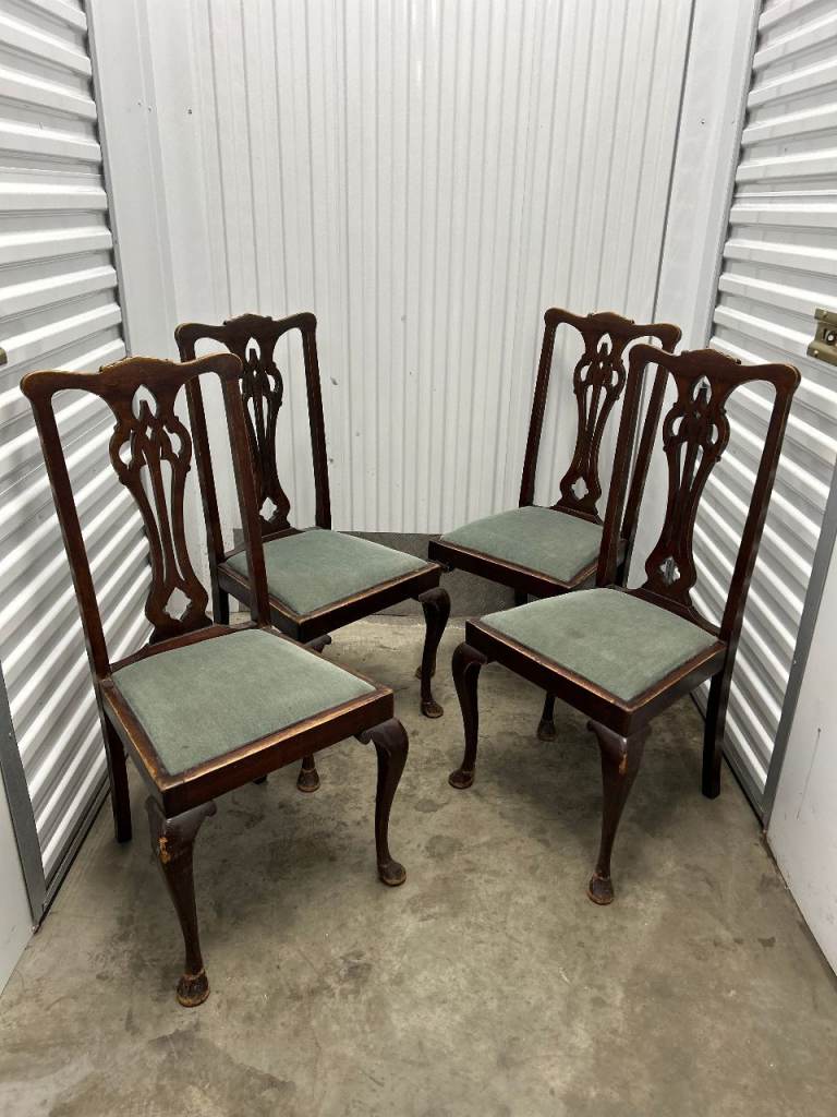 Set of 4 Victorian Mahogany Dining Chairs – Cabriole Legs