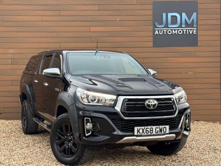 2018 Toyota Hilux 2.4 HI-Luxury Invincible X D-4D 4WD Double Cab Auto 4WD 5dr Pickup Diesel Autom...