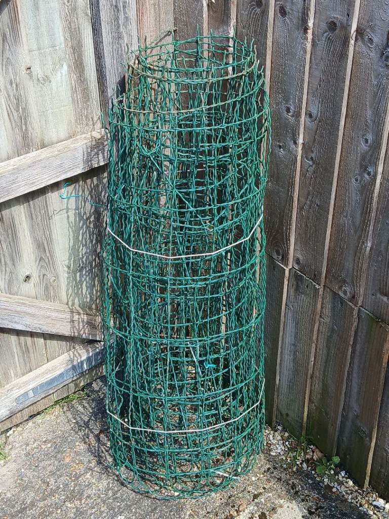 Garden fencing 