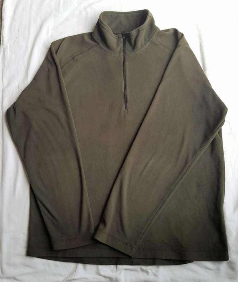 Man's size L Craghopper khaki half zip fleece