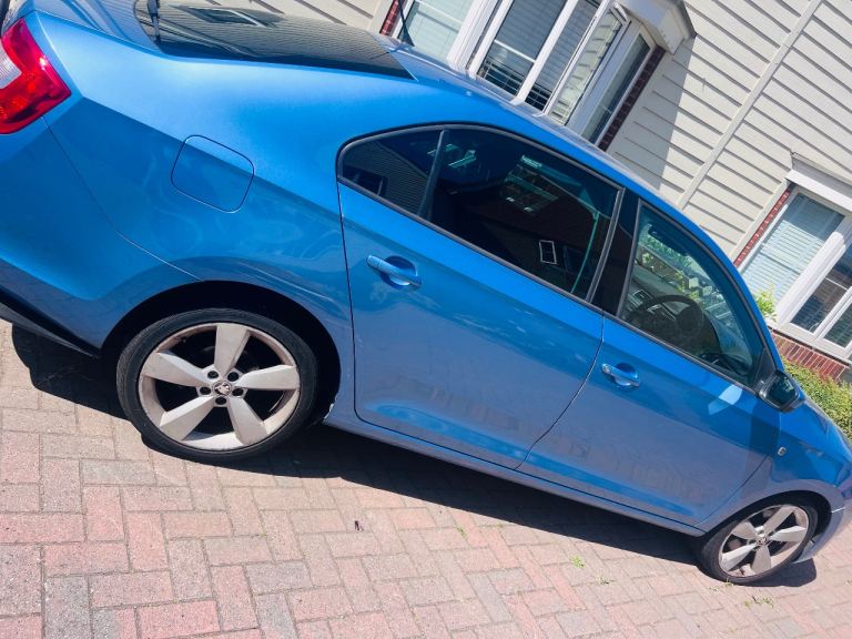 Skoda, RAPID, Hatchback, 2013, Manual, 1598 (cc), 5 doors