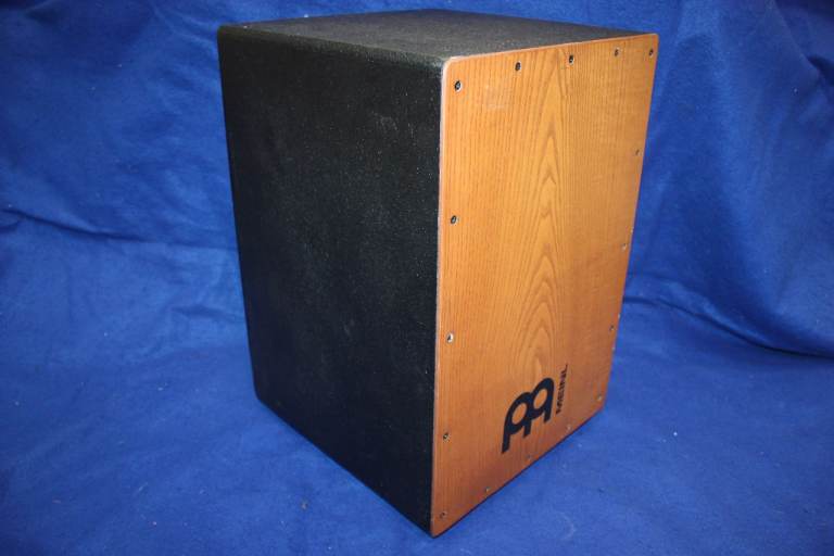 Meinl Model HCAJ1AWA Headliner Series String Wooden Cajon ~ American White Ash ~ £85 ono