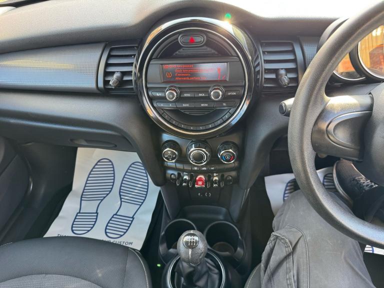2016 MINI Hatch 1.5 Cooper 3dr HATCHBACK Petrol Manual
