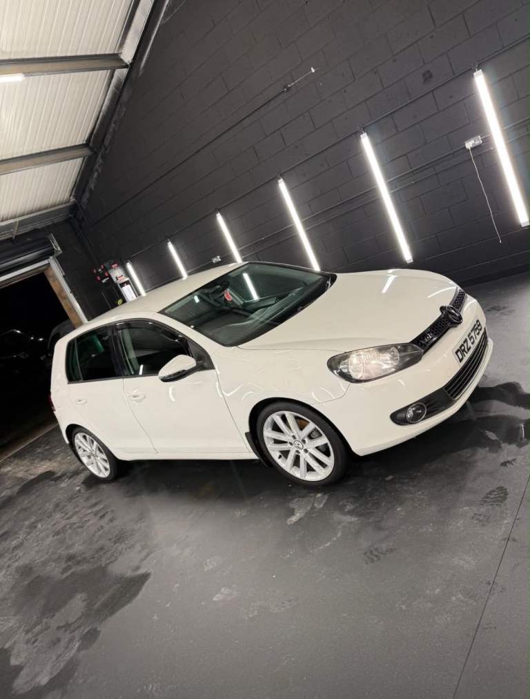 Volkswagen, GOLF, Hatchback, 2009, Manual, 1968 (cc), 5 doors