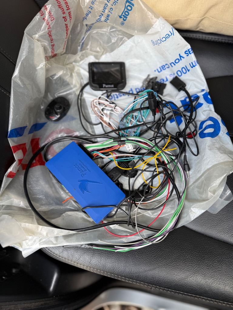 Parrot mki9200