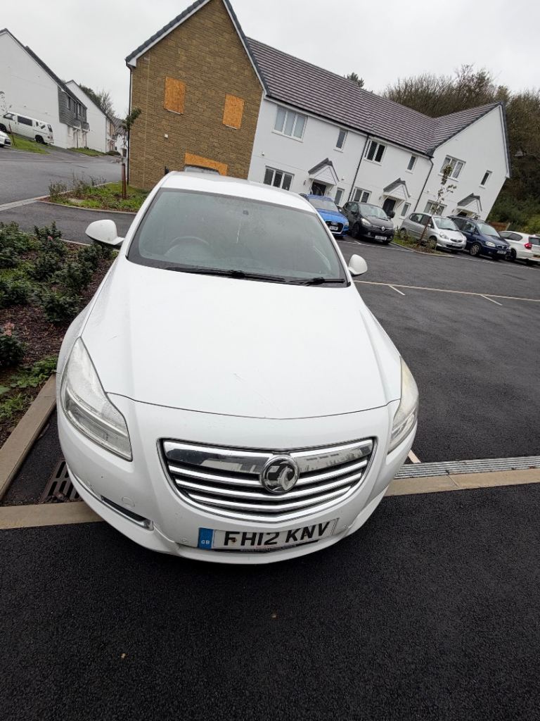 Vauxhall, INSIGNIA, Hatchback, 2012, Manual, 1956 (cc), 5 doors