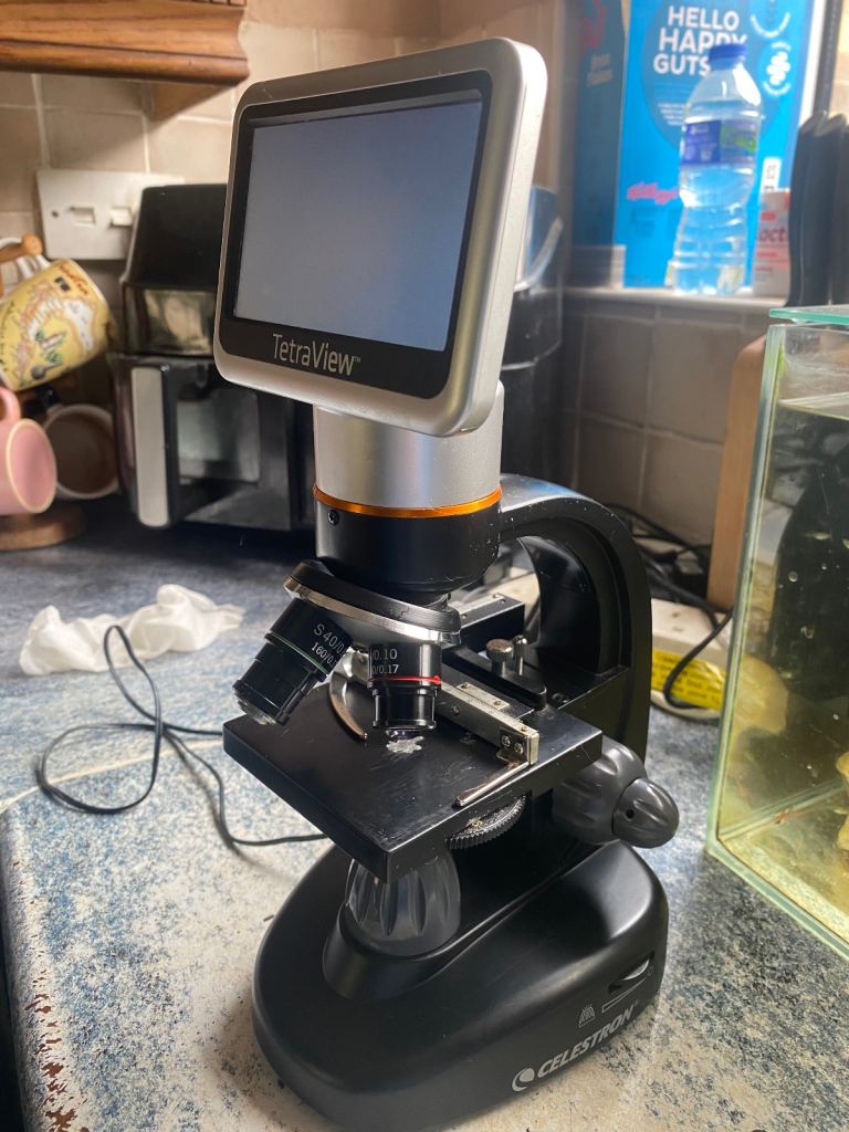 Tetra view microscope 