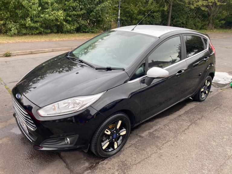 2016 Ford Fiesta 1.0 EcoBoost Zetec Black 5dr HATCHBACK Petrol Manual