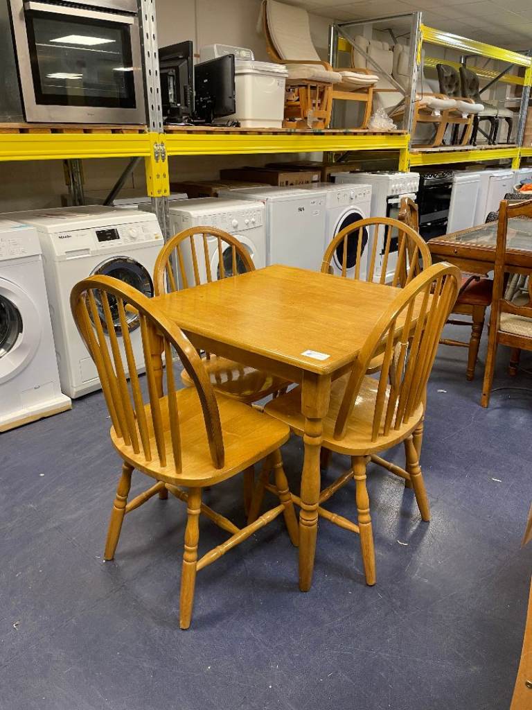 Country Style Dining Table & 4 Chairs Set TCL Reuse 102265