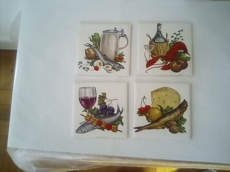 4 x vintage kitchen ceramic tiles. Posted in hobbies.