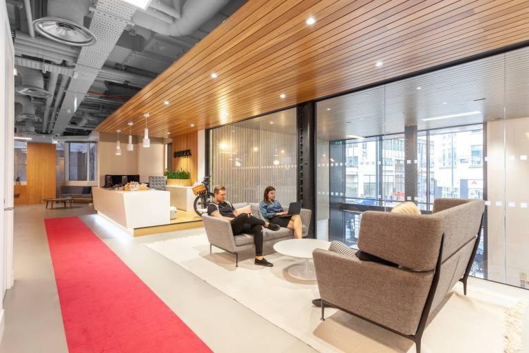 Birmingham - B4 6AF \ Work Flexibly with a Coworking Membership