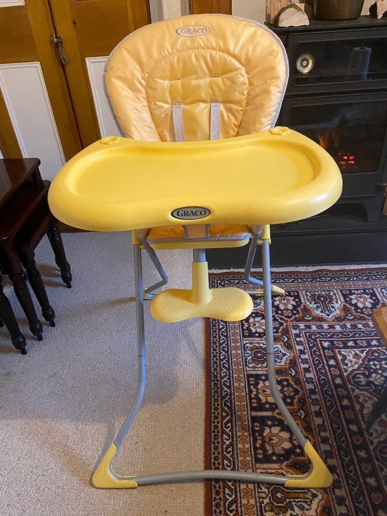 image for Graco Yellow High Chair for babies and toddlers 