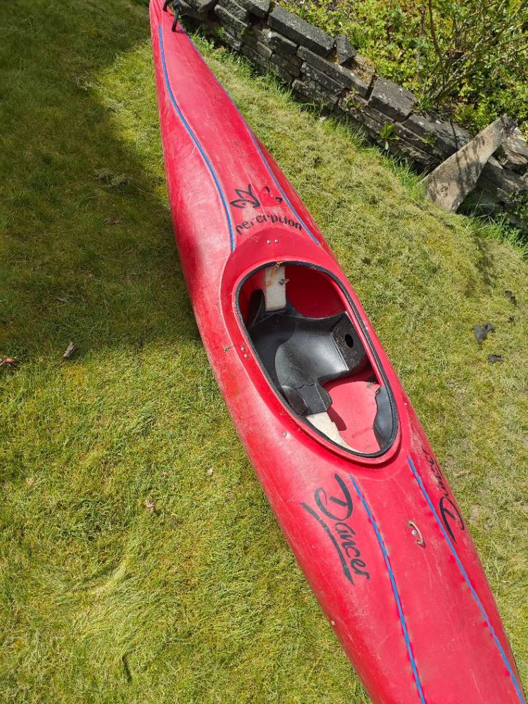Perception Dancer Kayak with Paddle – Good Condition