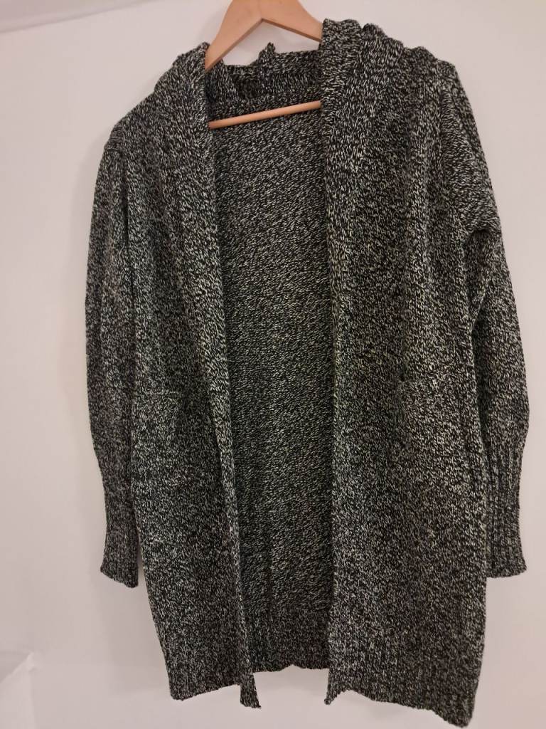 Long cardigan