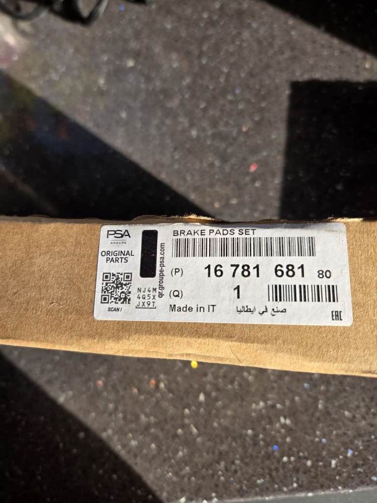 Peugeot/Citroen Brake Pad Kit Front - 1678168180