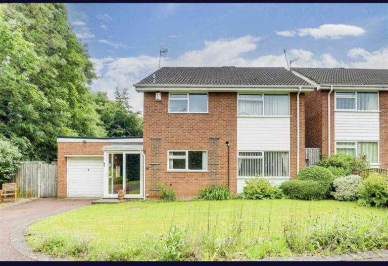 3 bed 2 bath house for rent in Nuthall